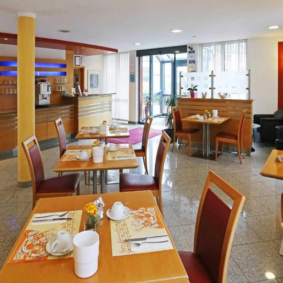 Hotel Graf Lehndorff Zur Messe มิวนิก ภายนอก รูปภาพ